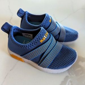 Native navy blue stretch Phoenix sneakers toddler